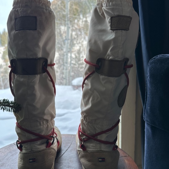 Pajar boots, Tommy Hilfiger boots ,UGG boots - Picture 2 of 11
